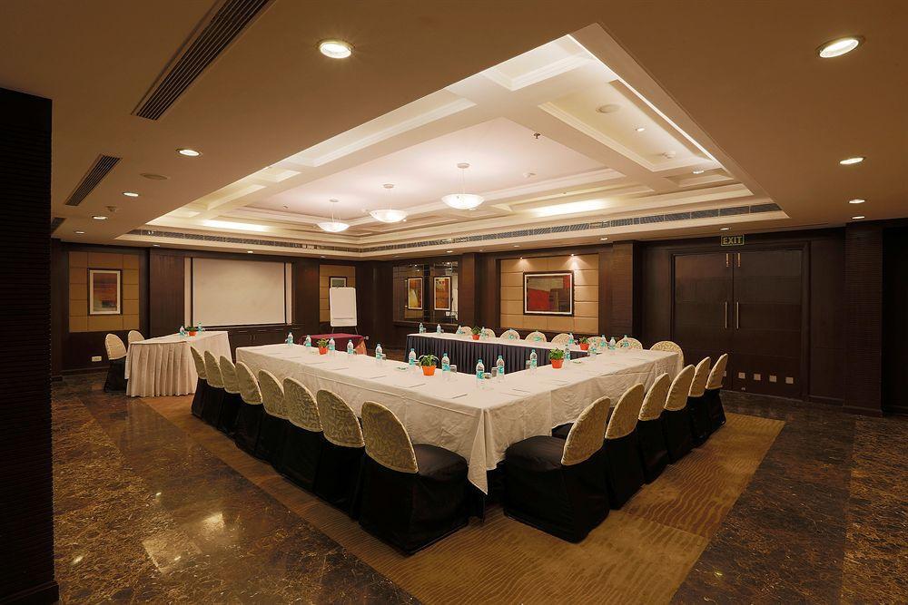 Hotel Townhouse 517 La Sapphire Near Delhi Airport Nuova Delhi Esterno foto