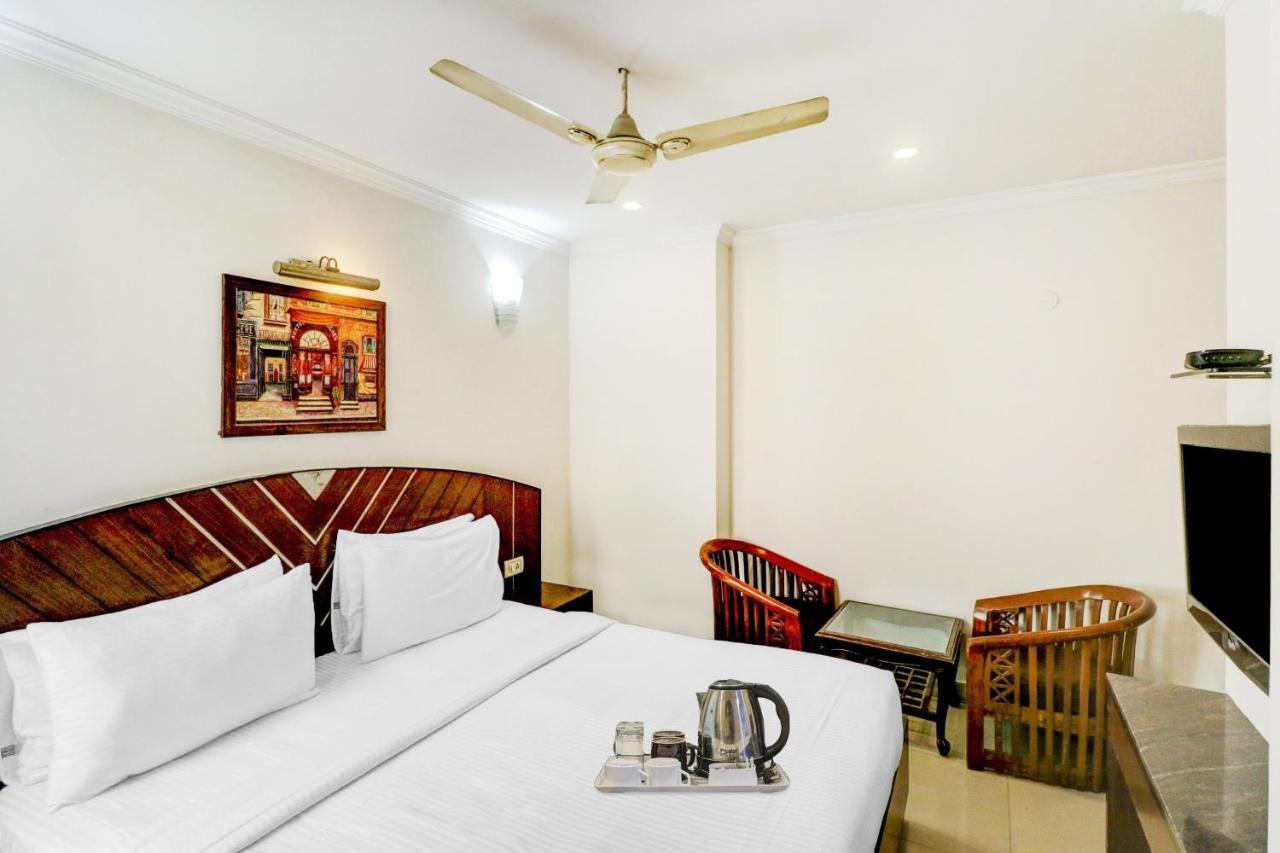 Hotel Townhouse 517 La Sapphire Near Delhi Airport Nuova Delhi Esterno foto