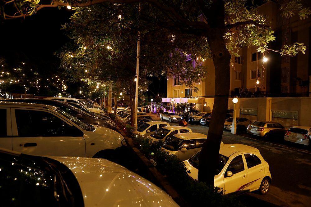 Hotel Townhouse 517 La Sapphire Near Delhi Airport Nuova Delhi Esterno foto