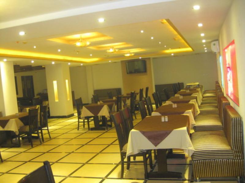 Hotel Townhouse 517 La Sapphire Near Delhi Airport Nuova Delhi Esterno foto